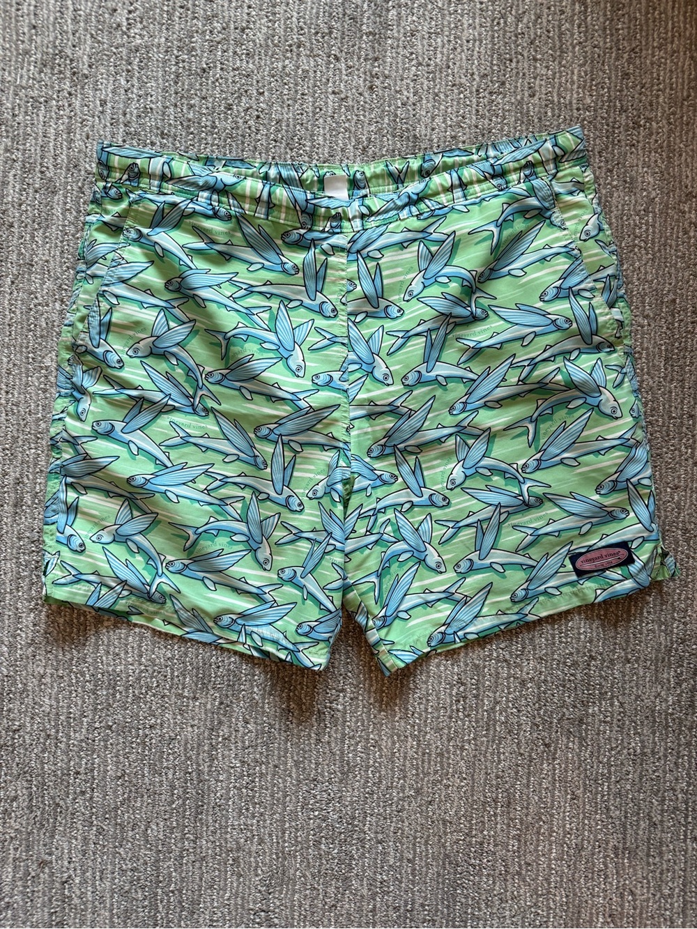 Vineyard Vines Flying Fish Print Swim Trunks Men’s M Green Blue Mesh Lined Short